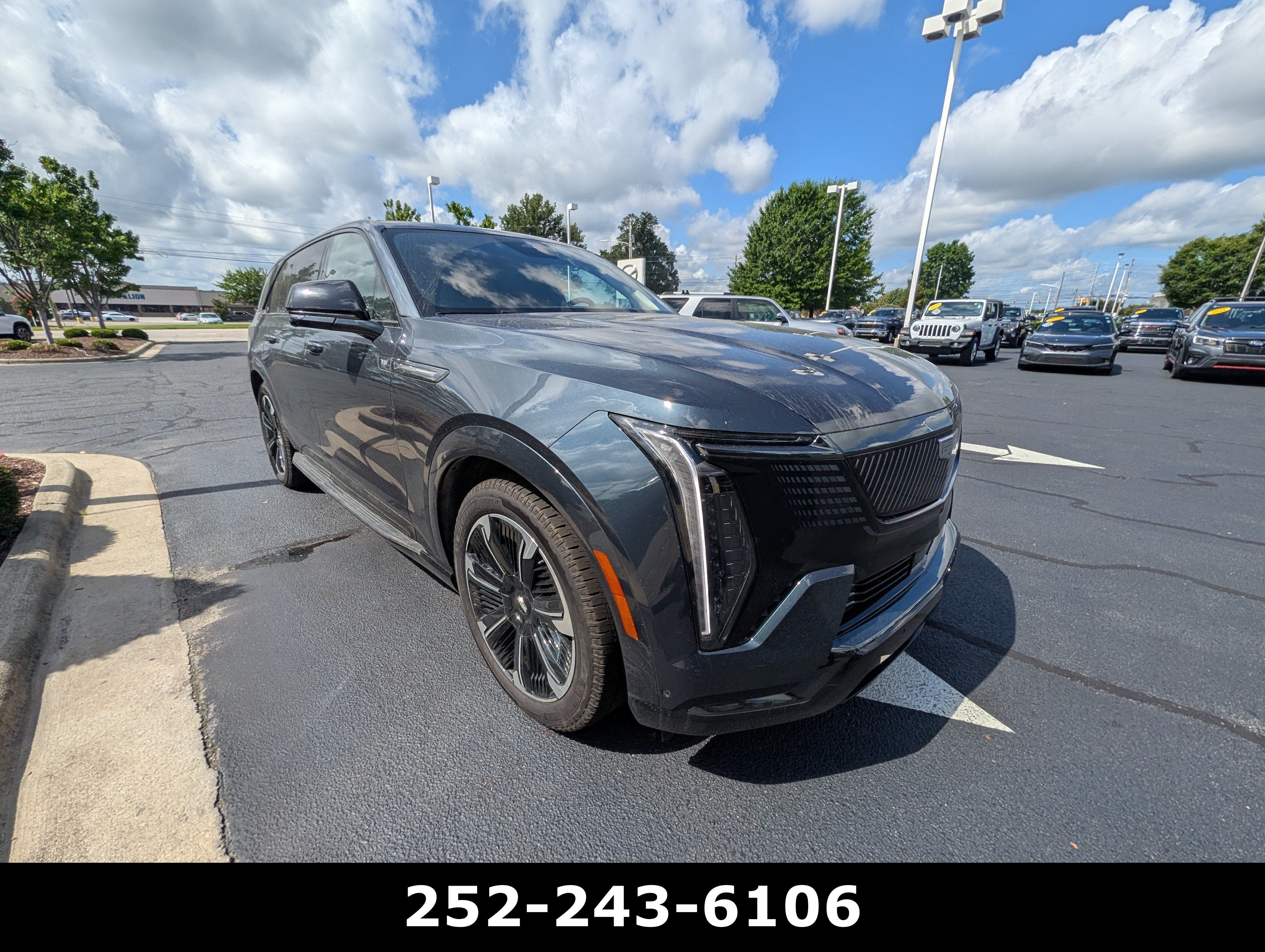 cadillac escalade iq 2026 1GYTEFKL6TU103598 image cadillac escalade iq 2026 1GYTEFKL6TU103598 image